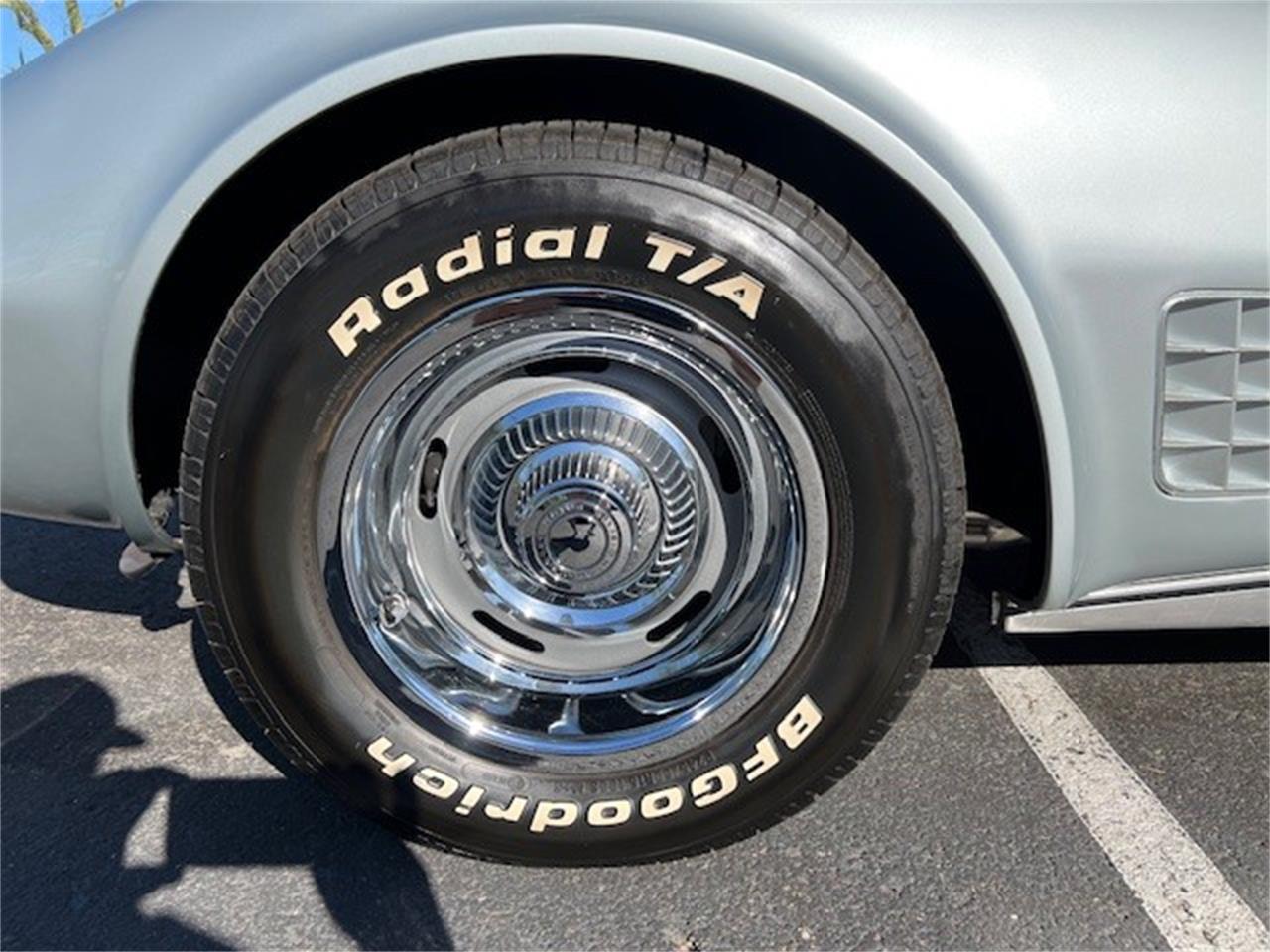 Chevrolet-Corvette-1970-Cortez-Silver-Black-15