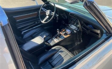 Chevrolet-Corvette-1970-Cortez-Silver-Black-23