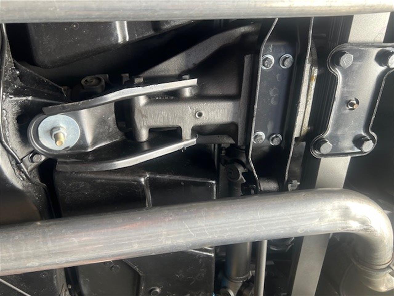 Chevrolet-Corvette-1970-Cortez-Silver-Black-34