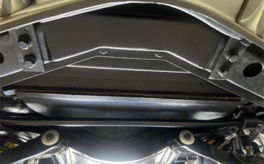 Chevrolet-Corvette-1970-Cortez-Silver-Black-38