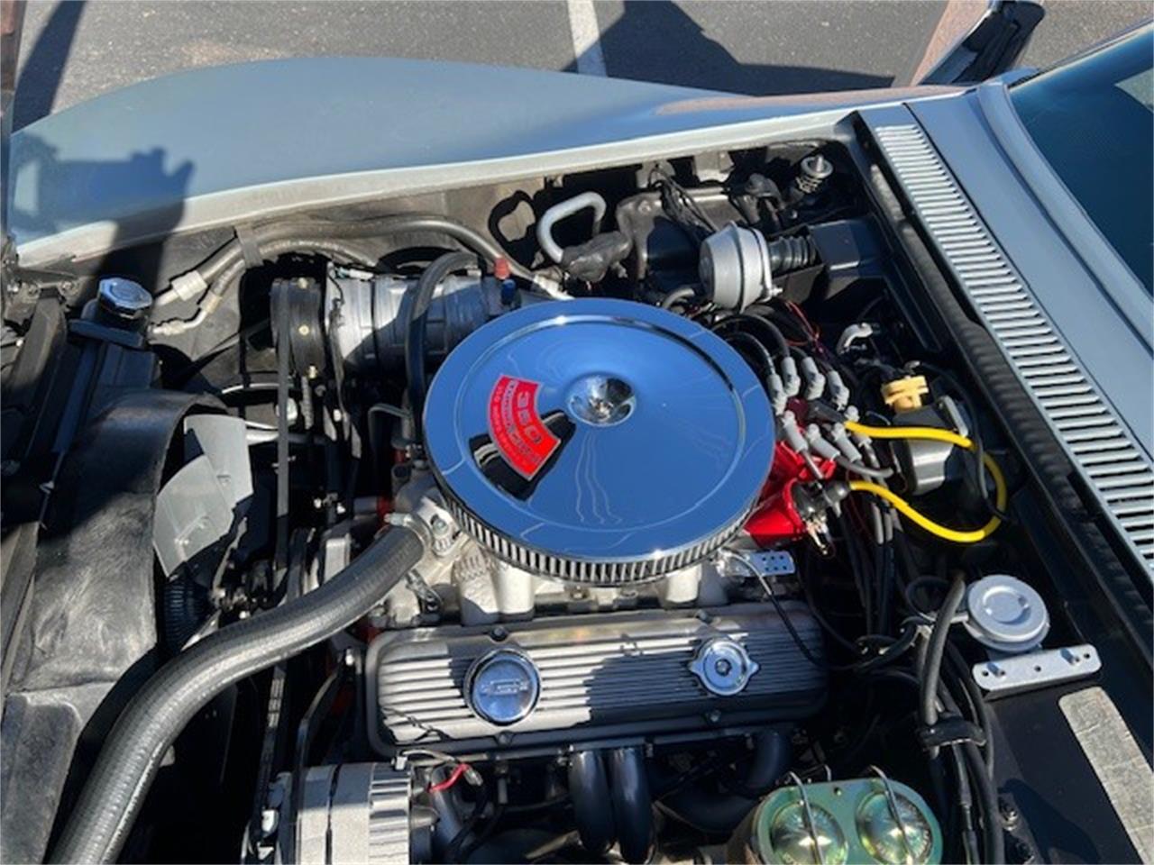 Chevrolet-Corvette-1970-Cortez-Silver-Black-5