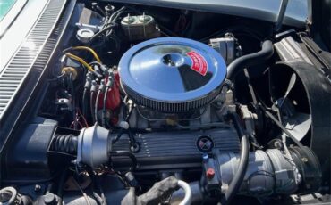 Chevrolet-Corvette-1970-Cortez-Silver-Black-8