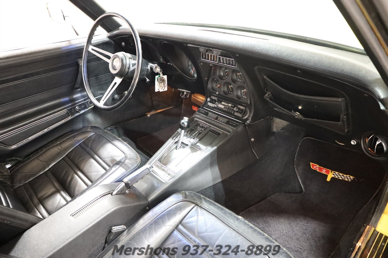 Chevrolet-Corvette-1970-Coupe-11