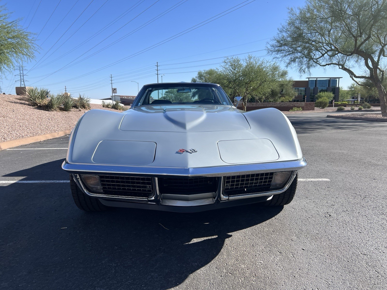 Chevrolet-Corvette-1970-Coupe-2