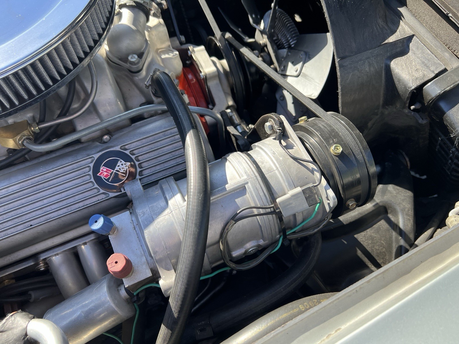 Chevrolet-Corvette-1970-Coupe-21