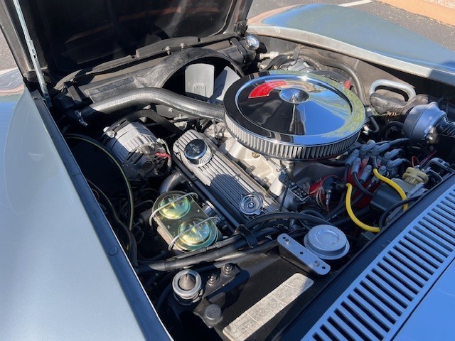 Chevrolet-Corvette-1970-Coupe-24