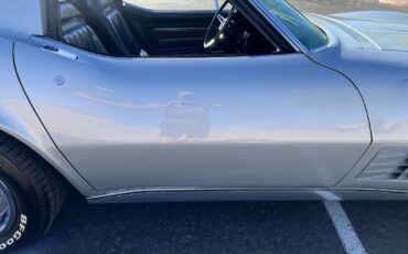 Chevrolet-Corvette-1970-Coupe-5