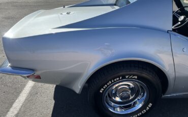 Chevrolet-Corvette-1970-Coupe-6