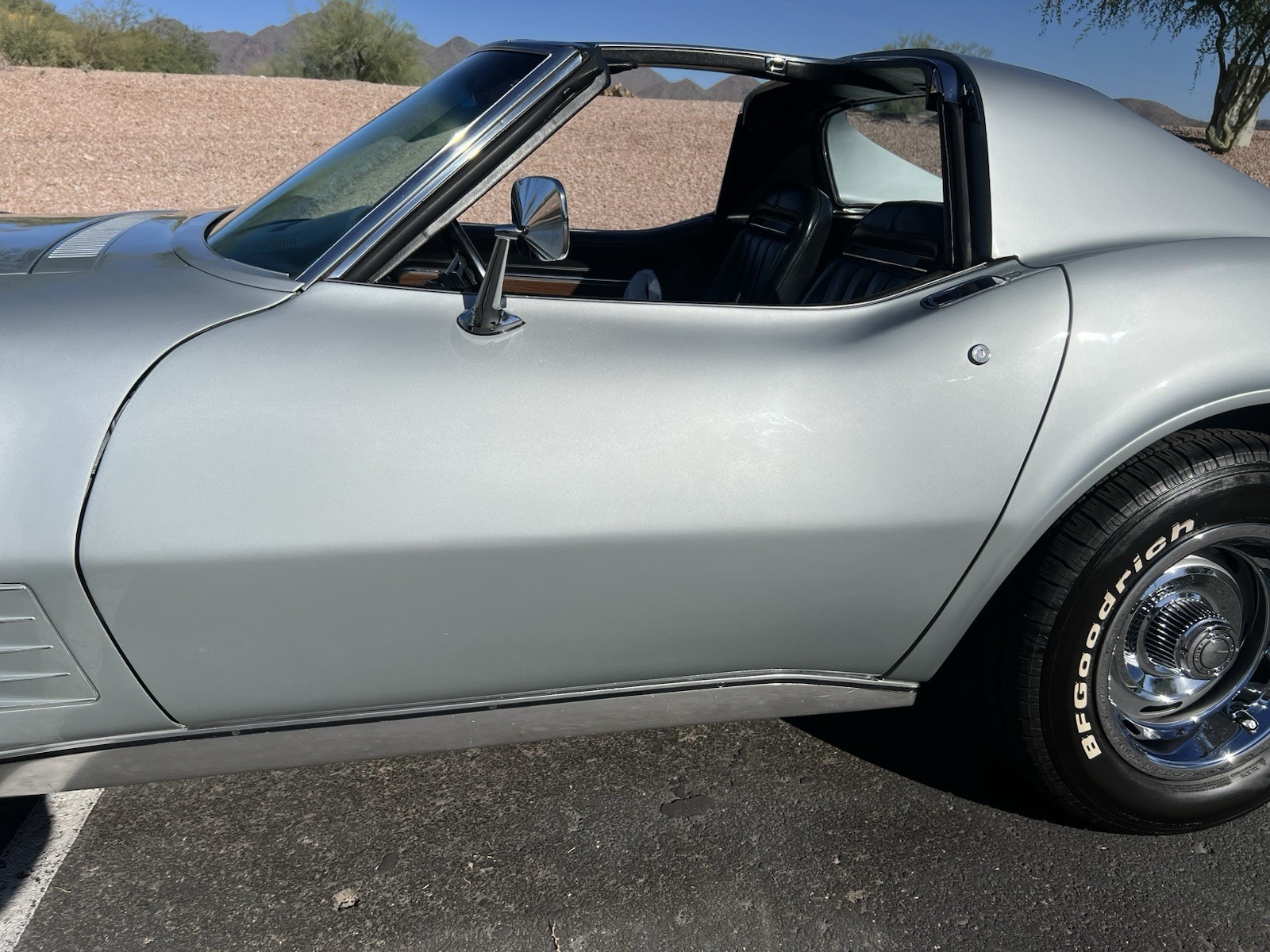 Chevrolet-Corvette-1970-Coupe-9