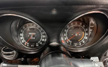 Chevrolet-Corvette-1971-Convertible-14