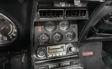 Chevrolet-Corvette-1971-Convertible-16