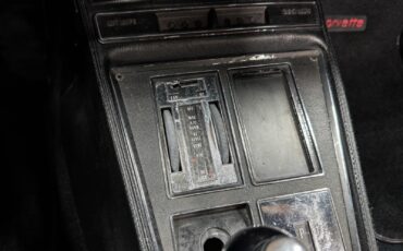 Chevrolet-Corvette-1971-Convertible-17