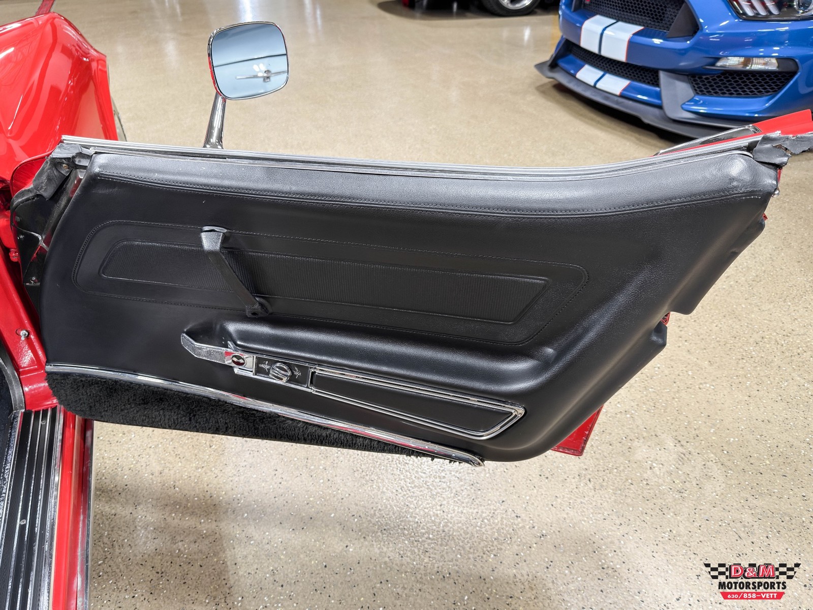 Chevrolet-Corvette-1971-Convertible-23