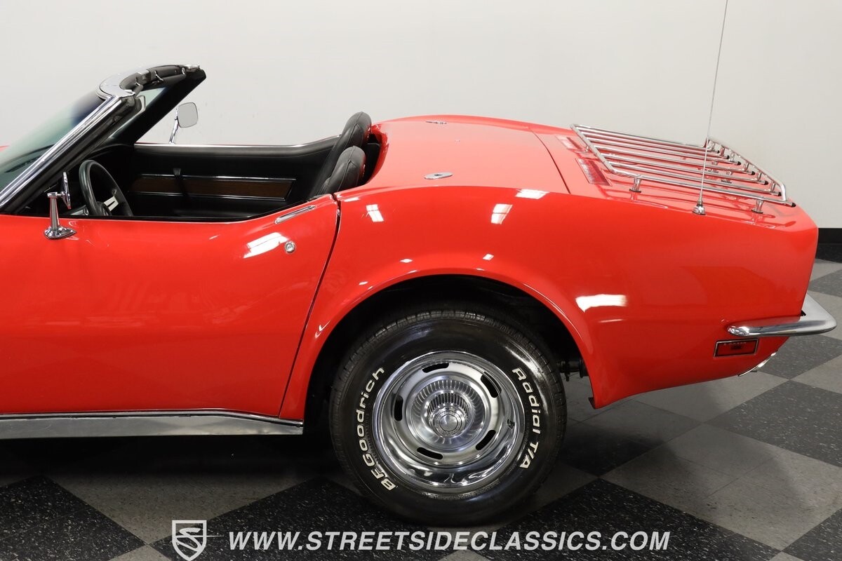 Chevrolet-Corvette-1971-Convertible-23