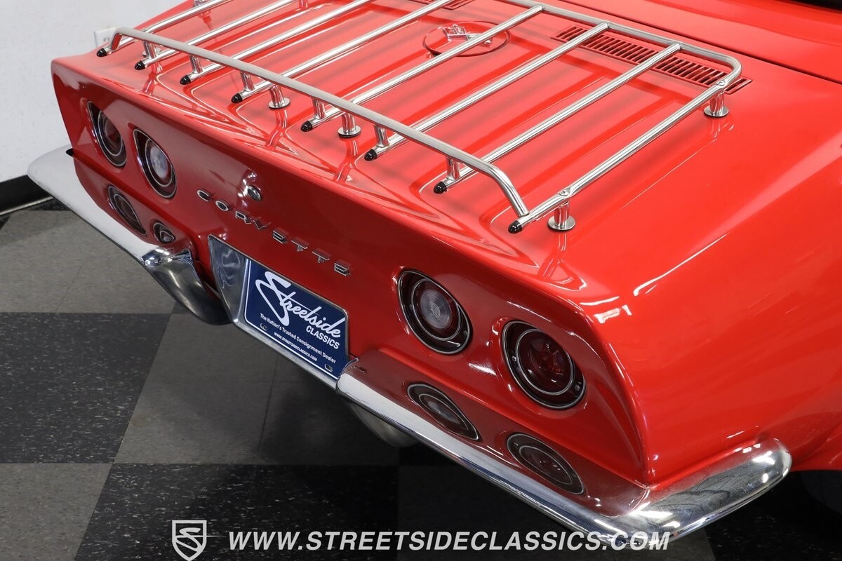 Chevrolet-Corvette-1971-Convertible-24