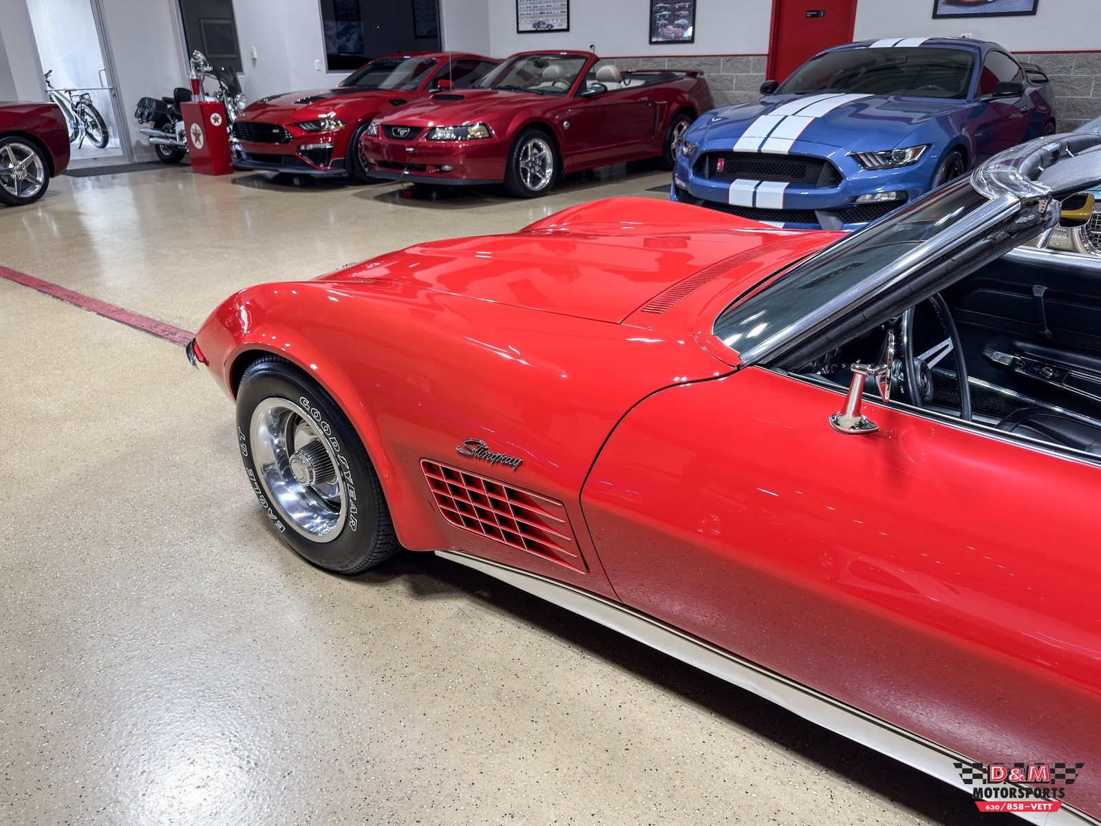 Chevrolet-Corvette-1971-Convertible-34