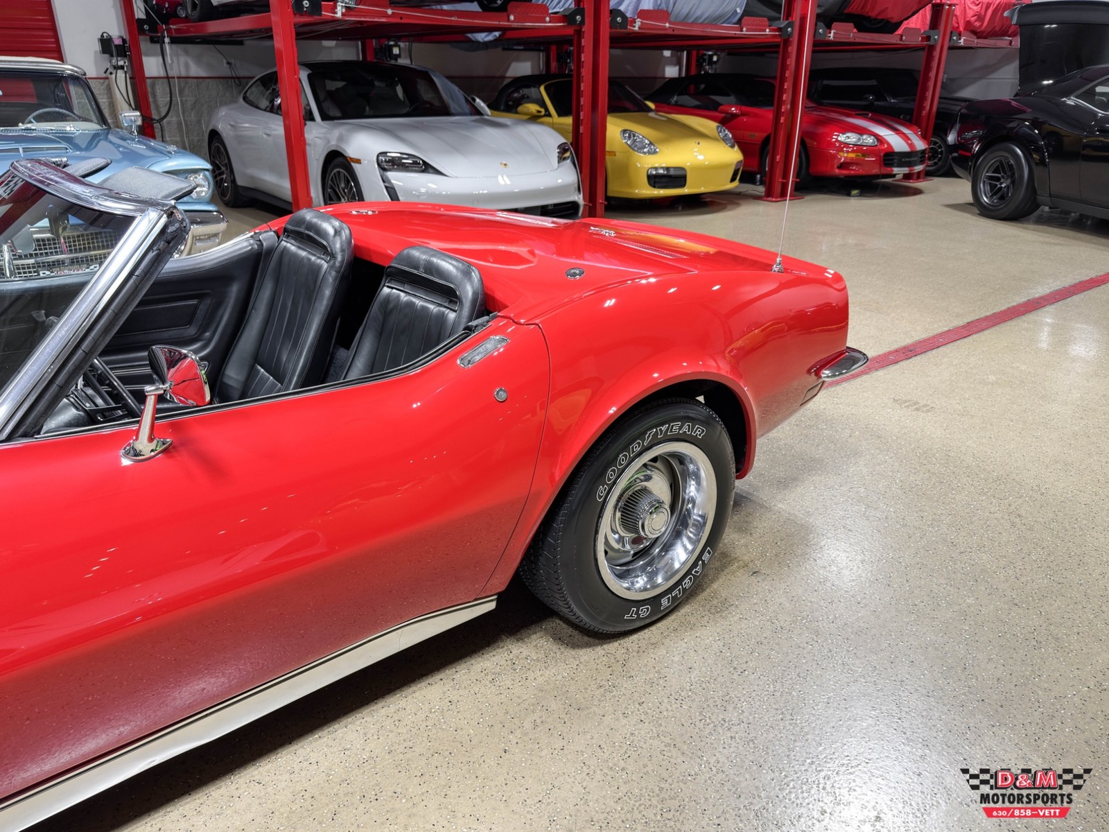 Chevrolet-Corvette-1971-Convertible-35