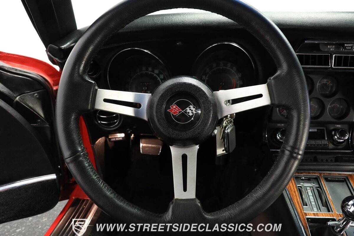 Chevrolet-Corvette-1971-Convertible-35