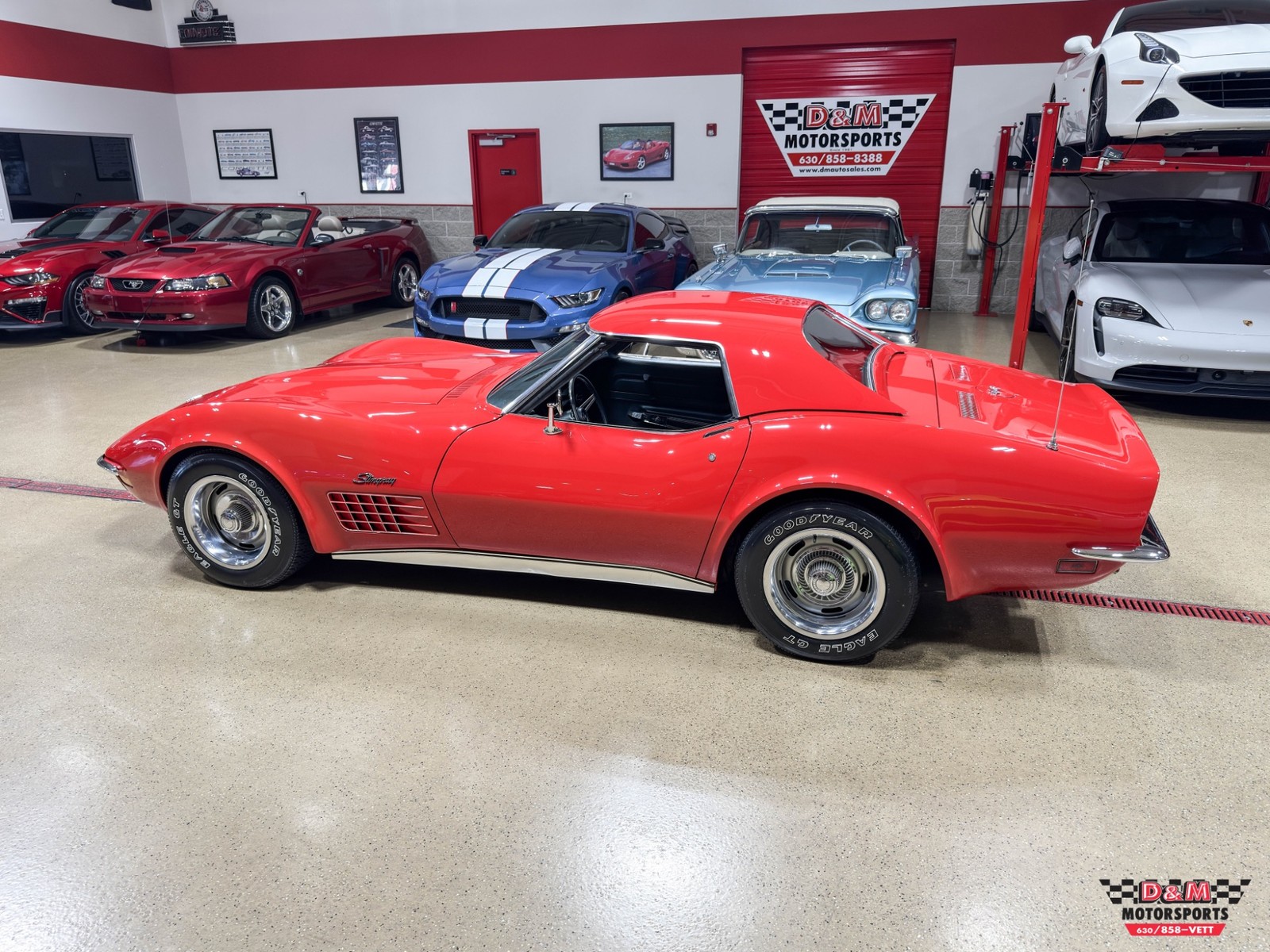 Chevrolet-Corvette-1971-Convertible-37