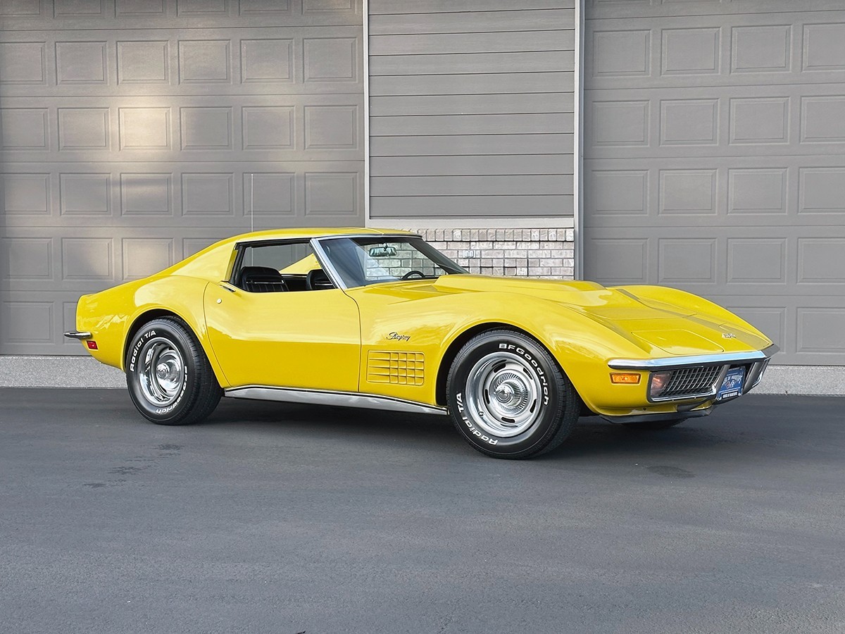 Chevrolet-Corvette-1971-Coupe-11