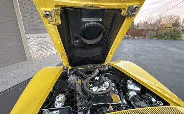 Chevrolet-Corvette-1971-Coupe-19