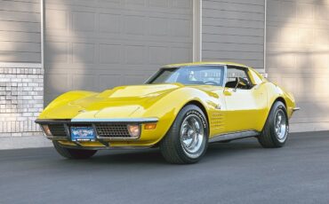 Chevrolet-Corvette-1971-Coupe-2