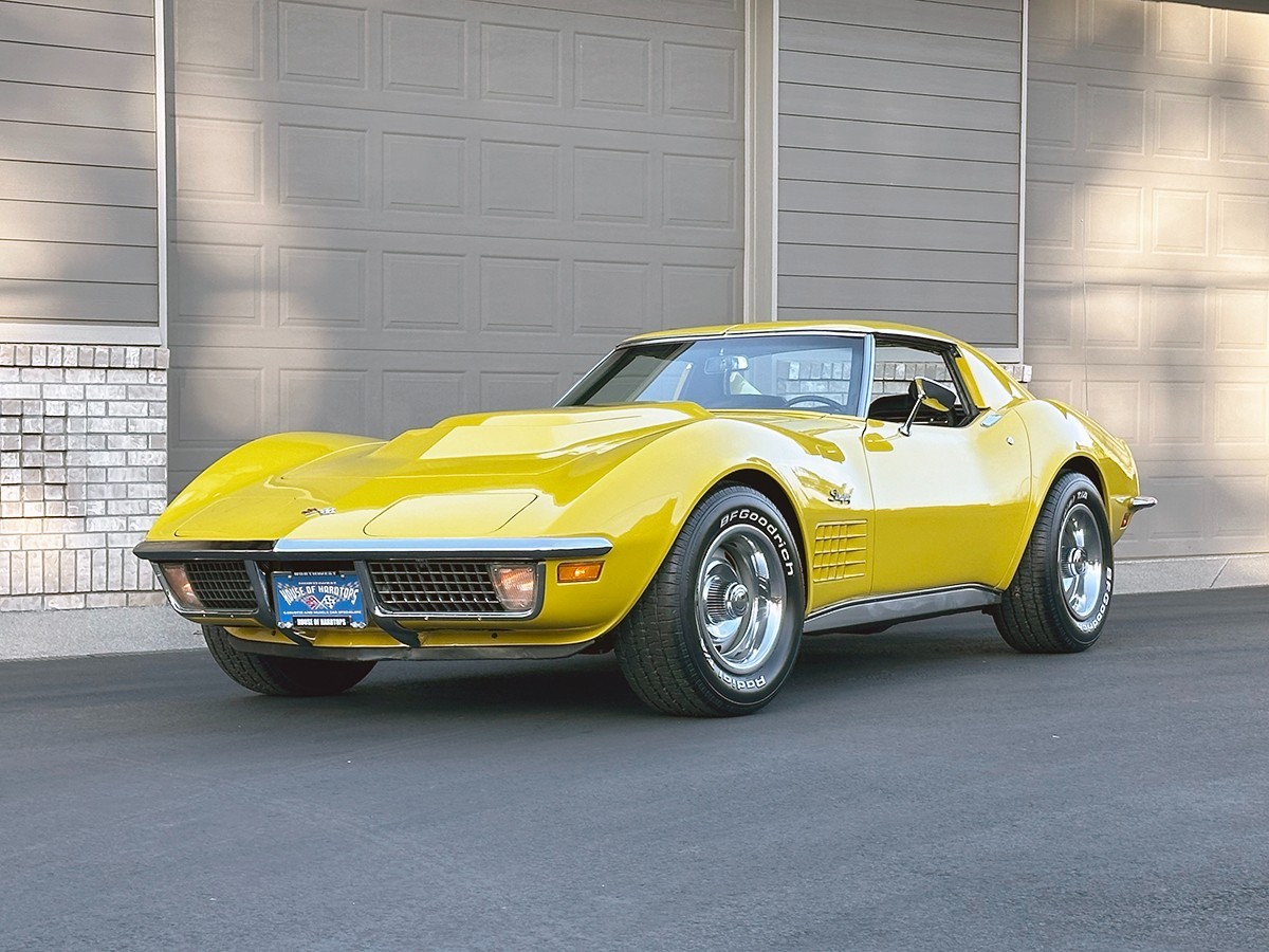 Chevrolet-Corvette-1971-Coupe-2