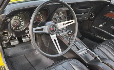 Chevrolet-Corvette-1971-Coupe-24