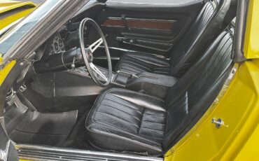 Chevrolet-Corvette-1971-Coupe-25