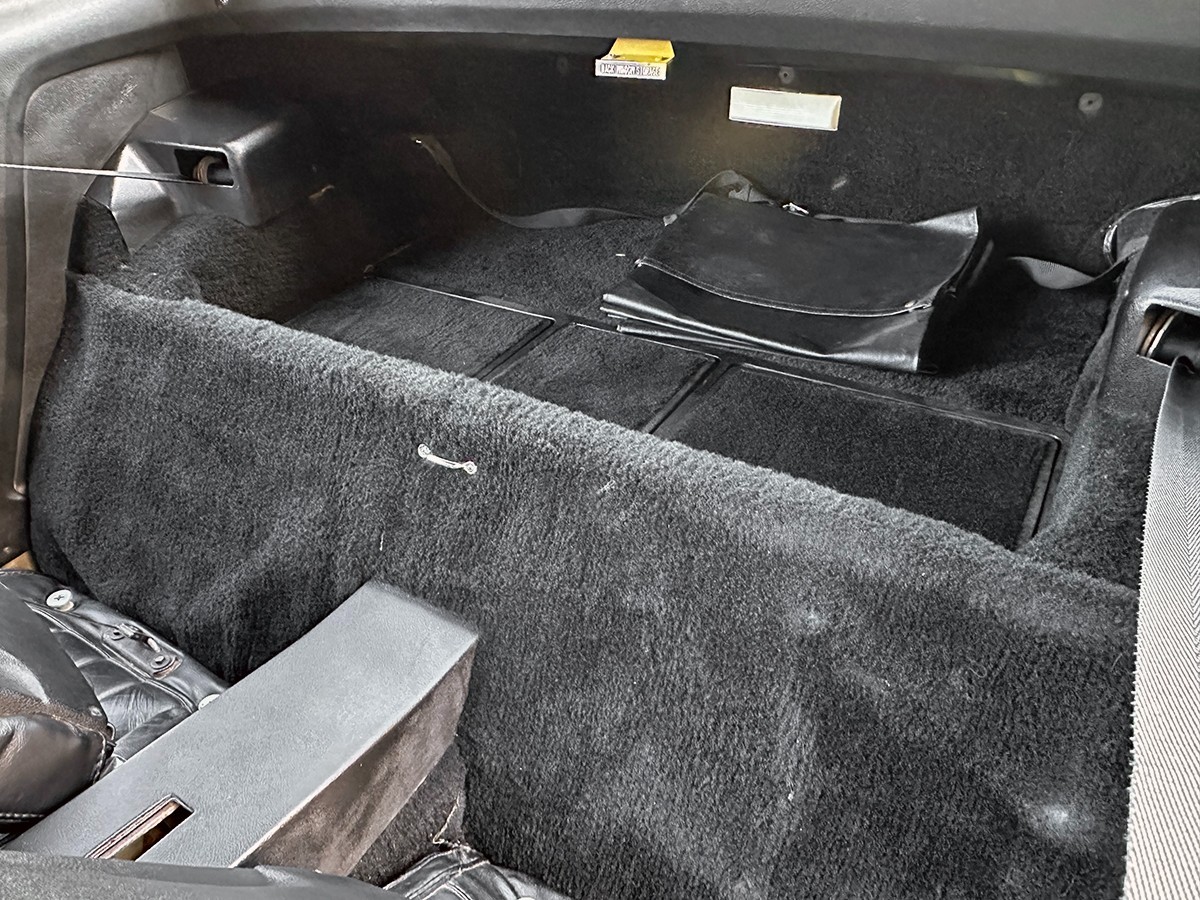 Chevrolet-Corvette-1971-Coupe-27