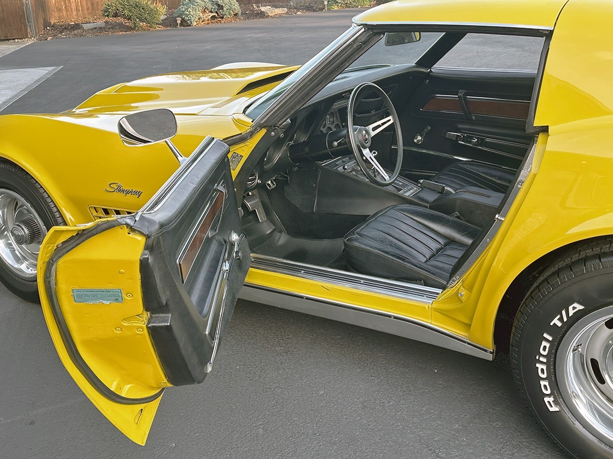 Chevrolet-Corvette-1971-Coupe-28