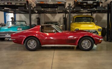 Chevrolet-Corvette-1972-2-Door-Coupe-2