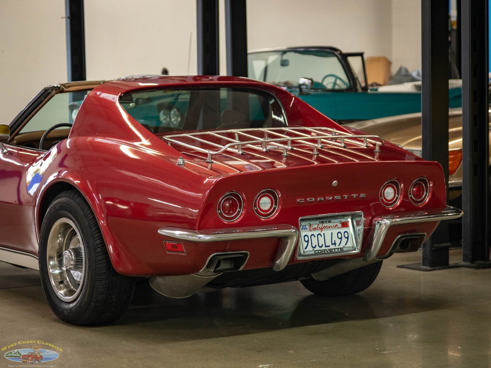 Chevrolet-Corvette-1972-2-Door-Coupe-22