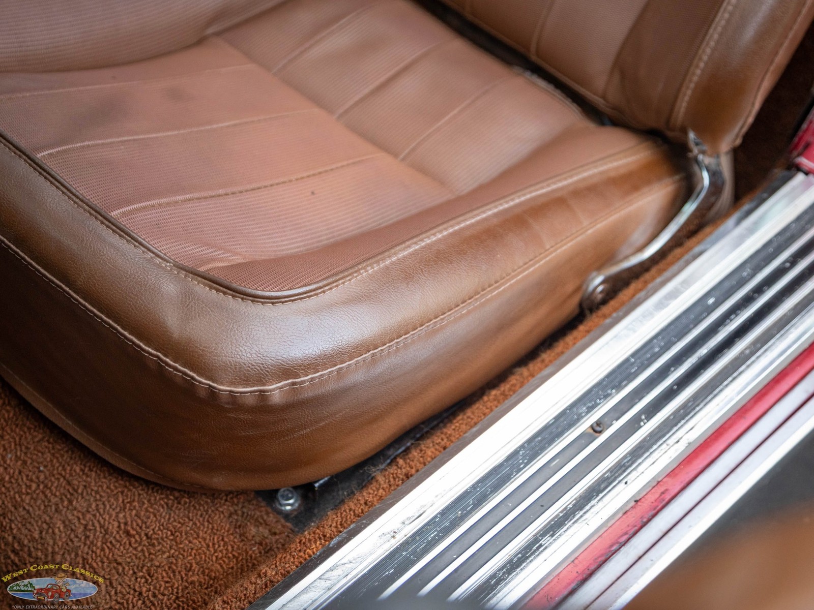 Chevrolet-Corvette-1972-2-Door-Coupe-26