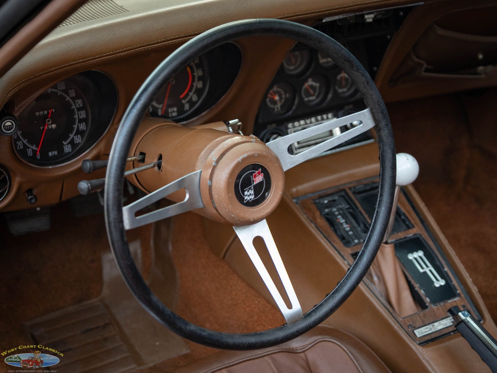 Chevrolet-Corvette-1972-2-Door-Coupe-33