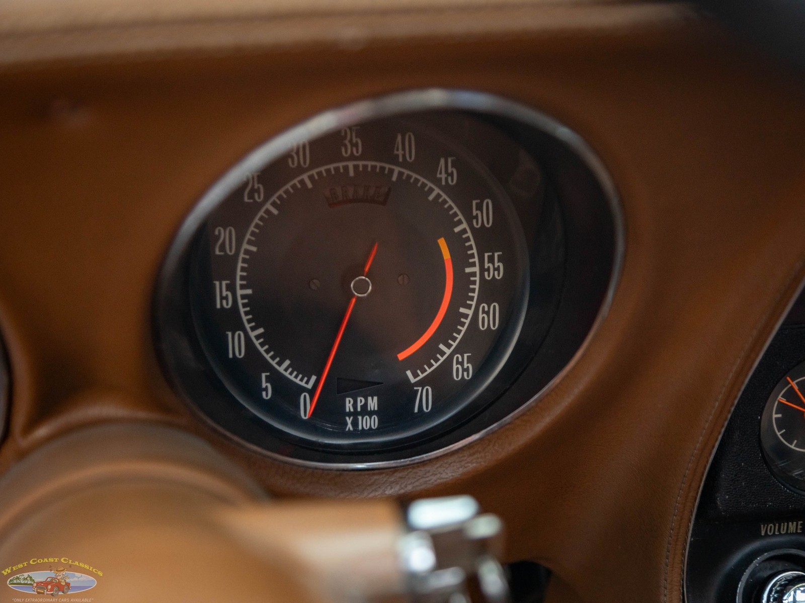 Chevrolet-Corvette-1972-2-Door-Coupe-35