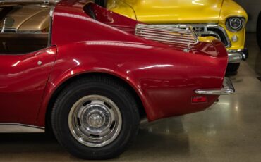 Chevrolet-Corvette-1972-2-Door-Coupe-7