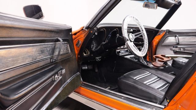 Chevrolet-Corvette-1972-29