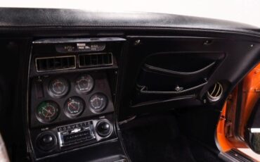 Chevrolet-Corvette-1972-31