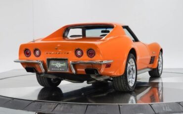 Chevrolet-Corvette-1972-6