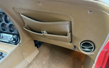 Chevrolet-Corvette-1972-Convertible-38