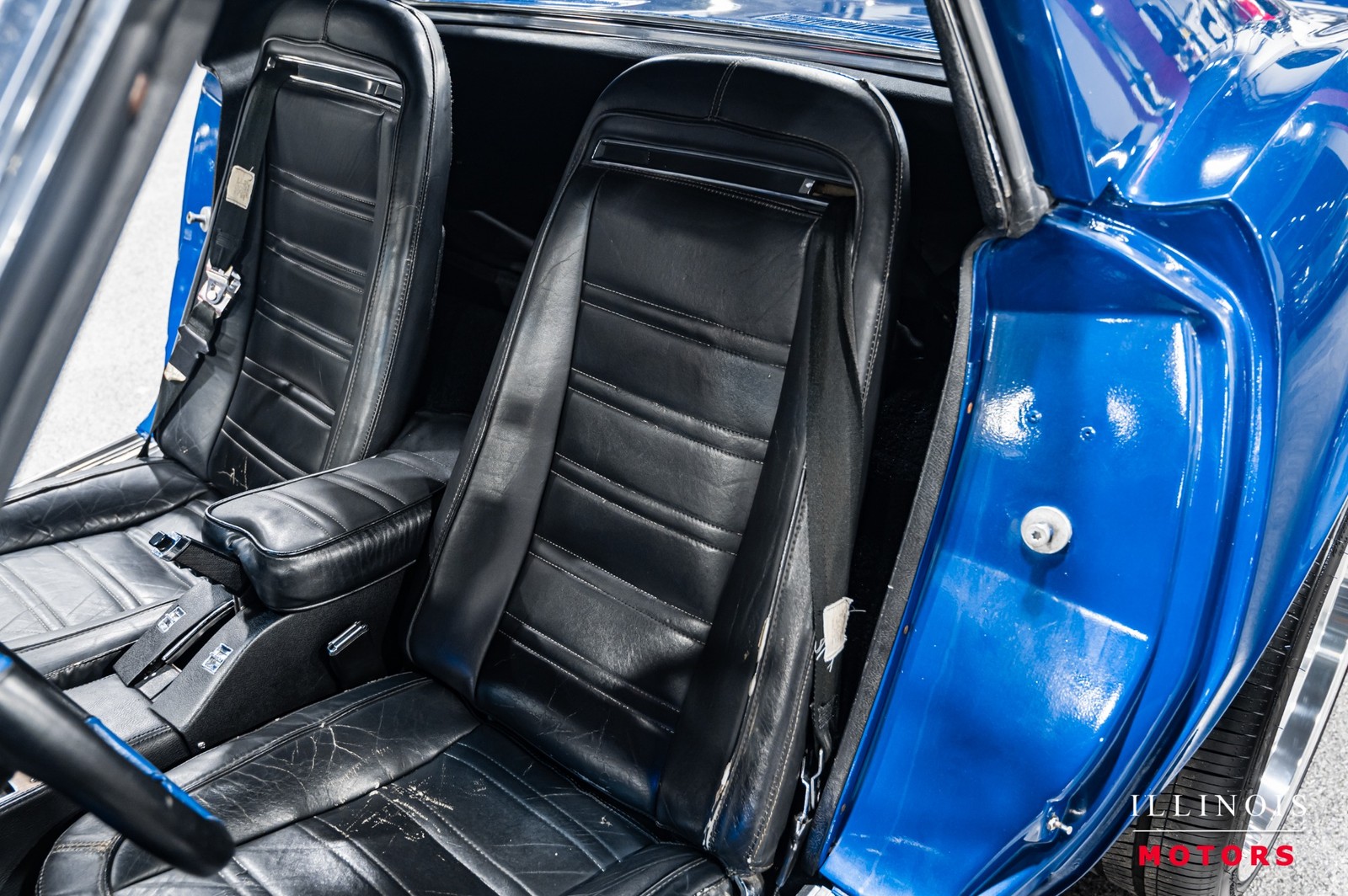 Chevrolet-Corvette-1972-Coupe-16