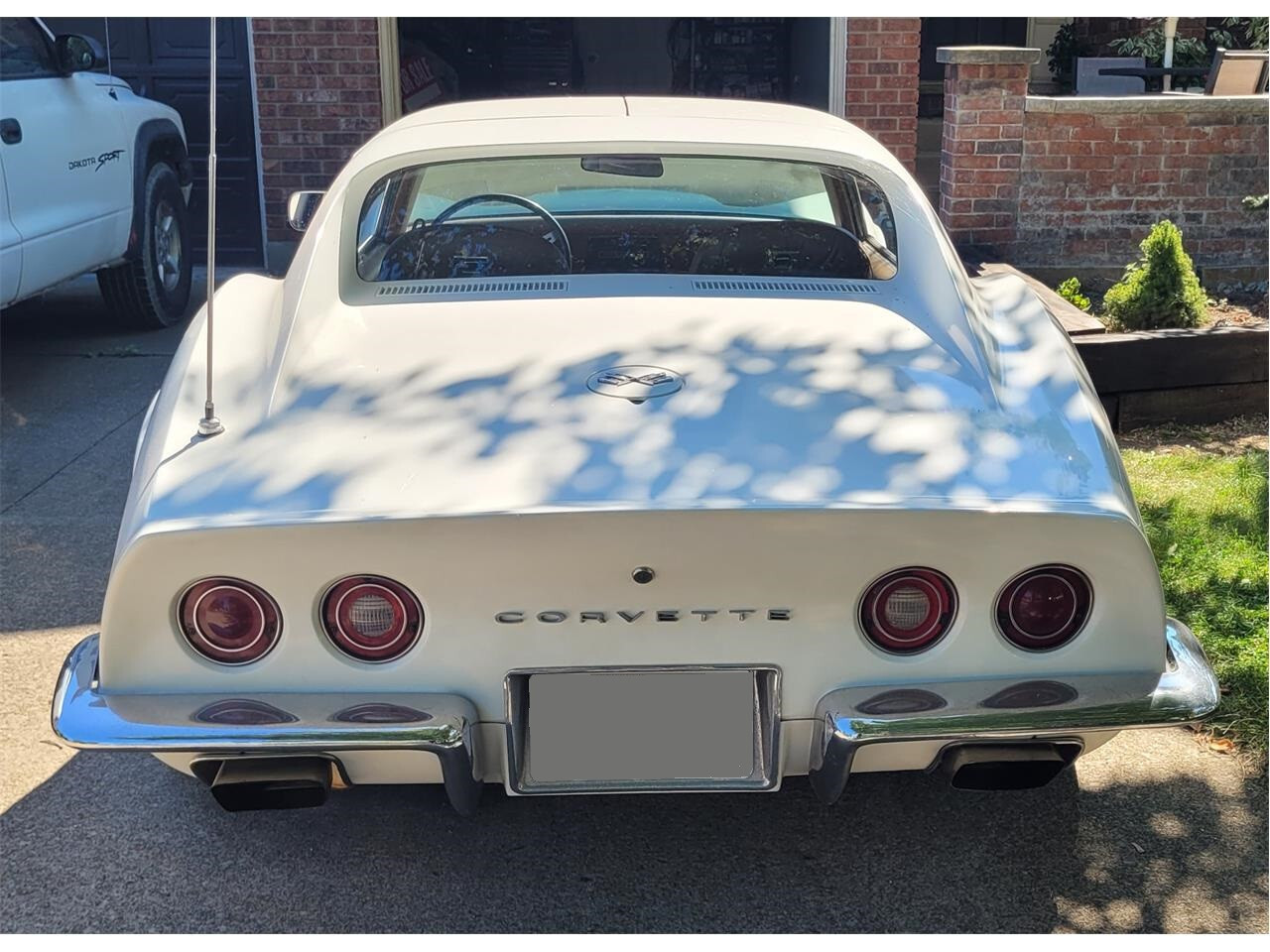 Chevrolet-Corvette-1972-Coupe-2
