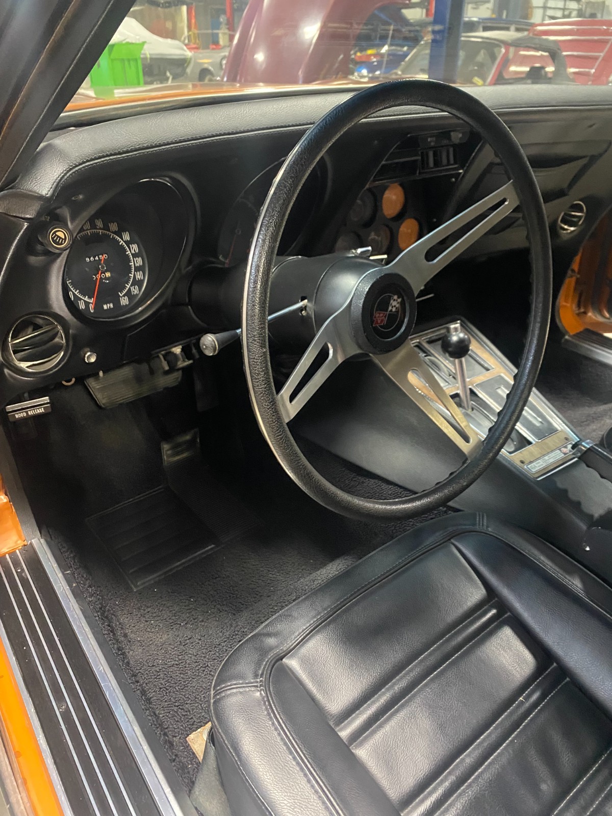 Chevrolet-Corvette-1972-Coupe-7