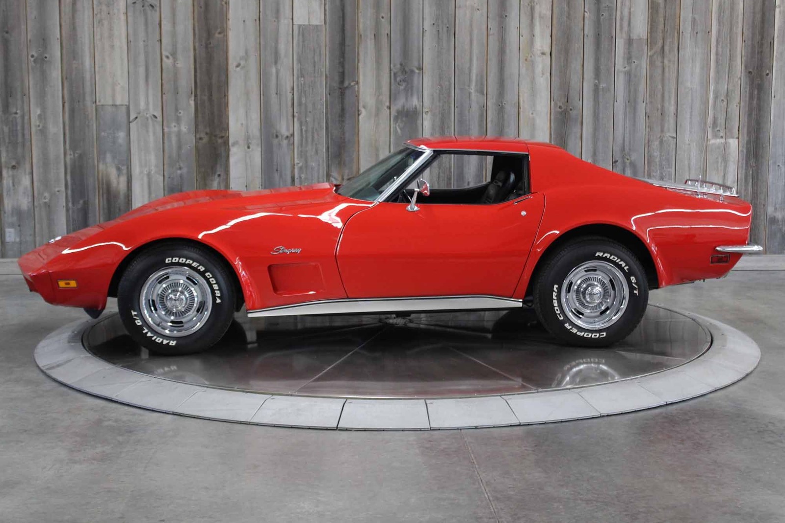 Chevrolet-Corvette-1973-1