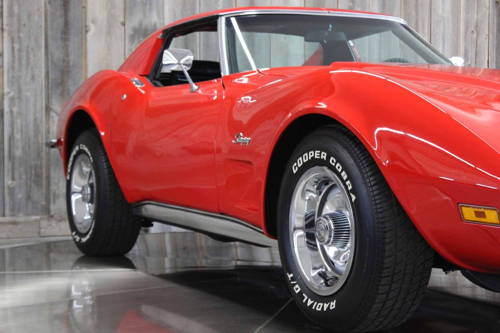 Chevrolet-Corvette-1973-10