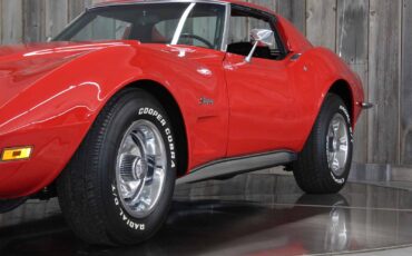 Chevrolet-Corvette-1973-11