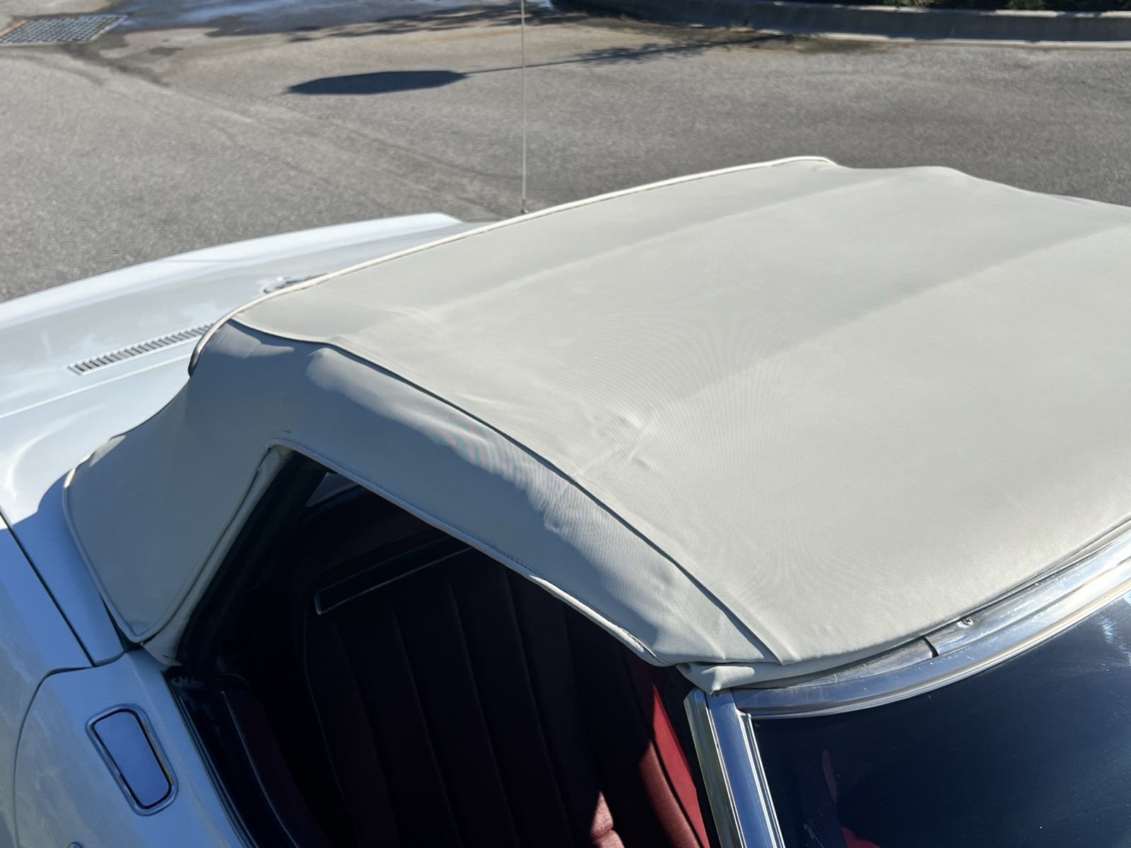 Chevrolet-Corvette-1973-13