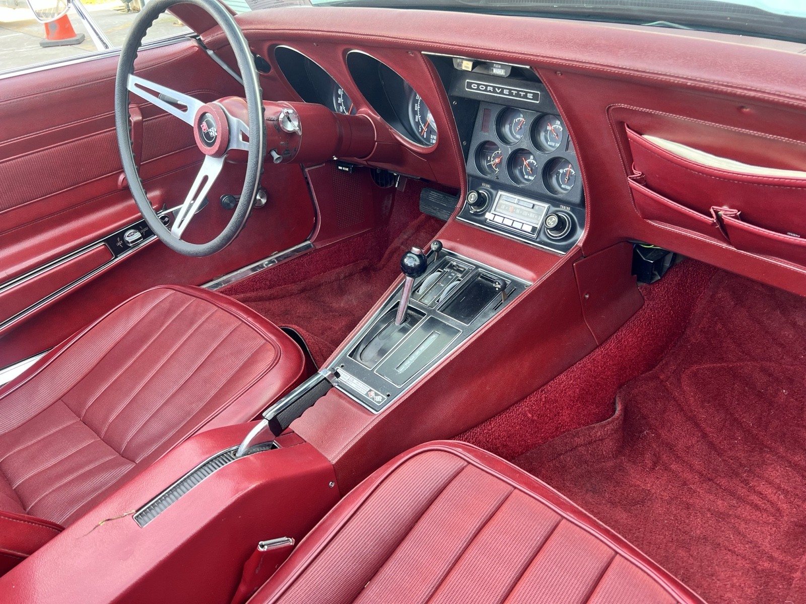 Chevrolet-Corvette-1973-18