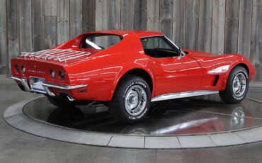 Chevrolet-Corvette-1973-3